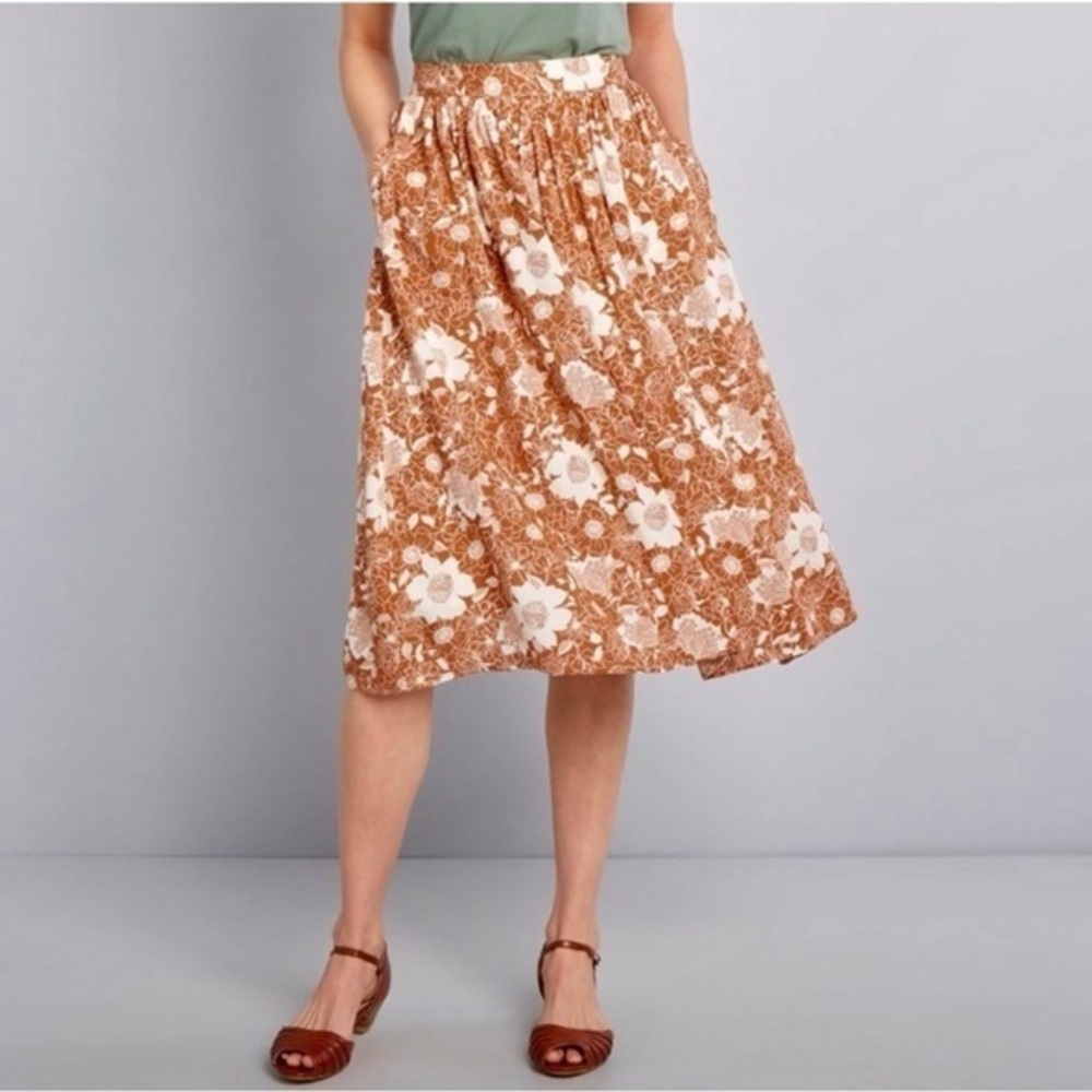 Modcloth Match Made‎ Pleated Midi Skirt in Brown Floral w/ Pockets!